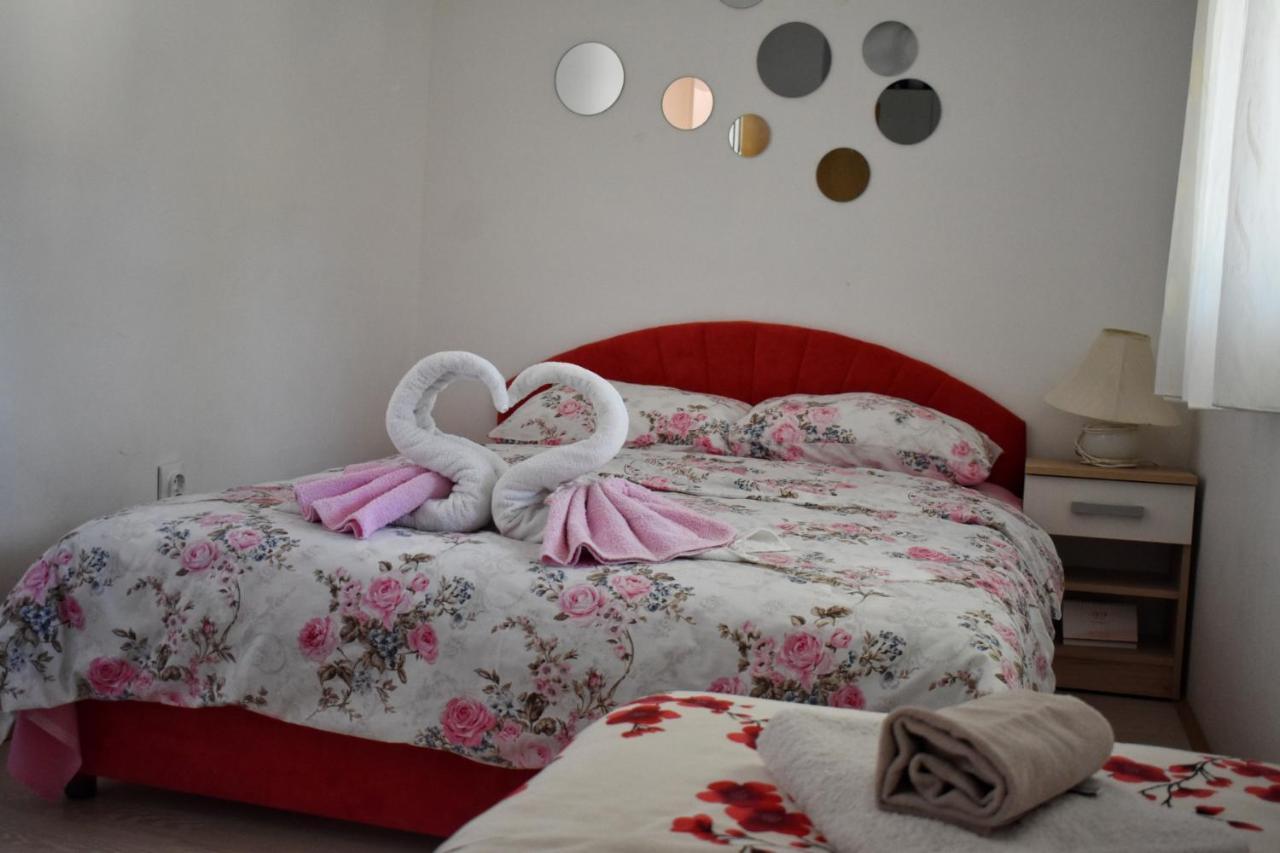 Apartman Samardzic トレビニエ エクステリア 写真