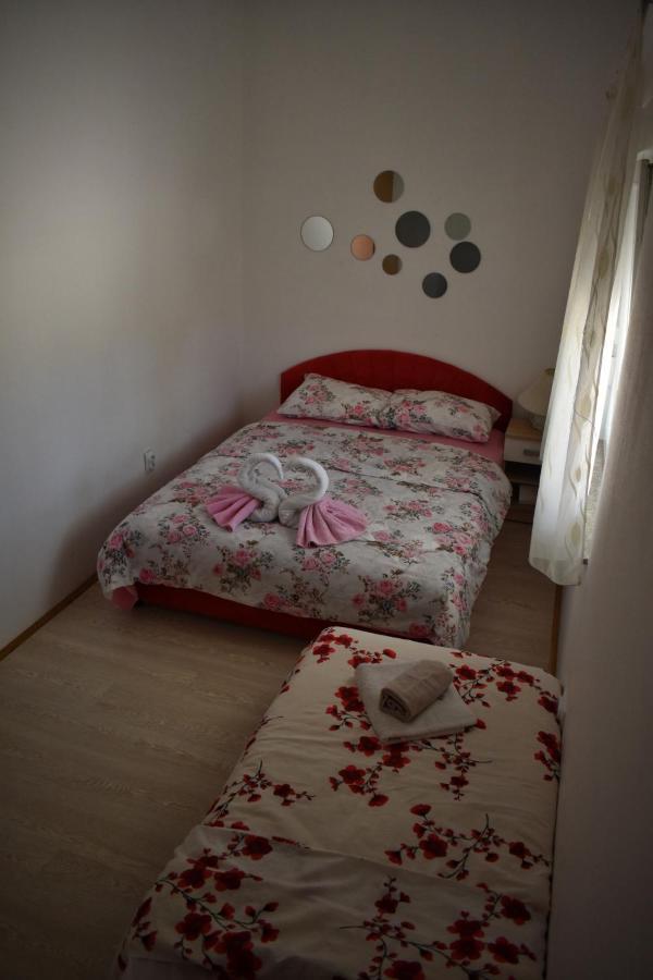 Apartman Samardzic トレビニエ エクステリア 写真